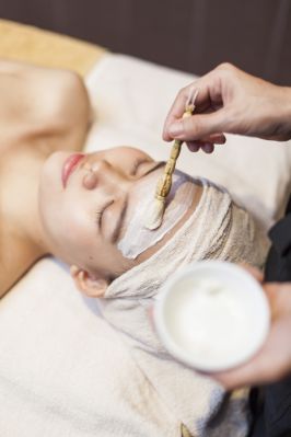 SALA Japan còn có các gói chăm sóc da mặt